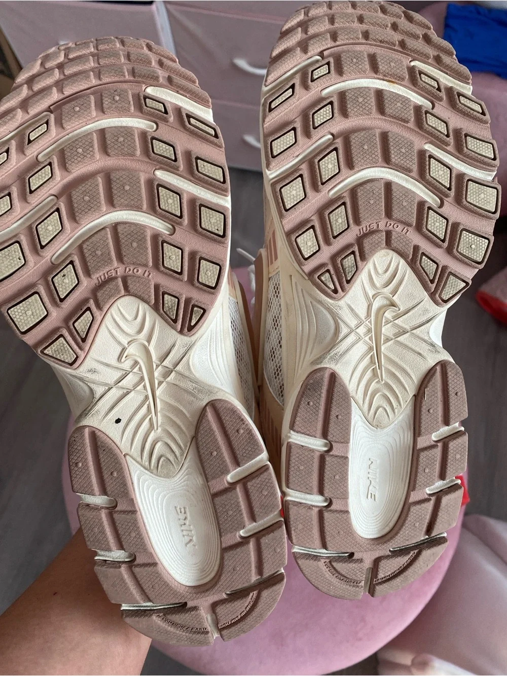 Nike V5 RNR Soft Pearl/Particle Pink